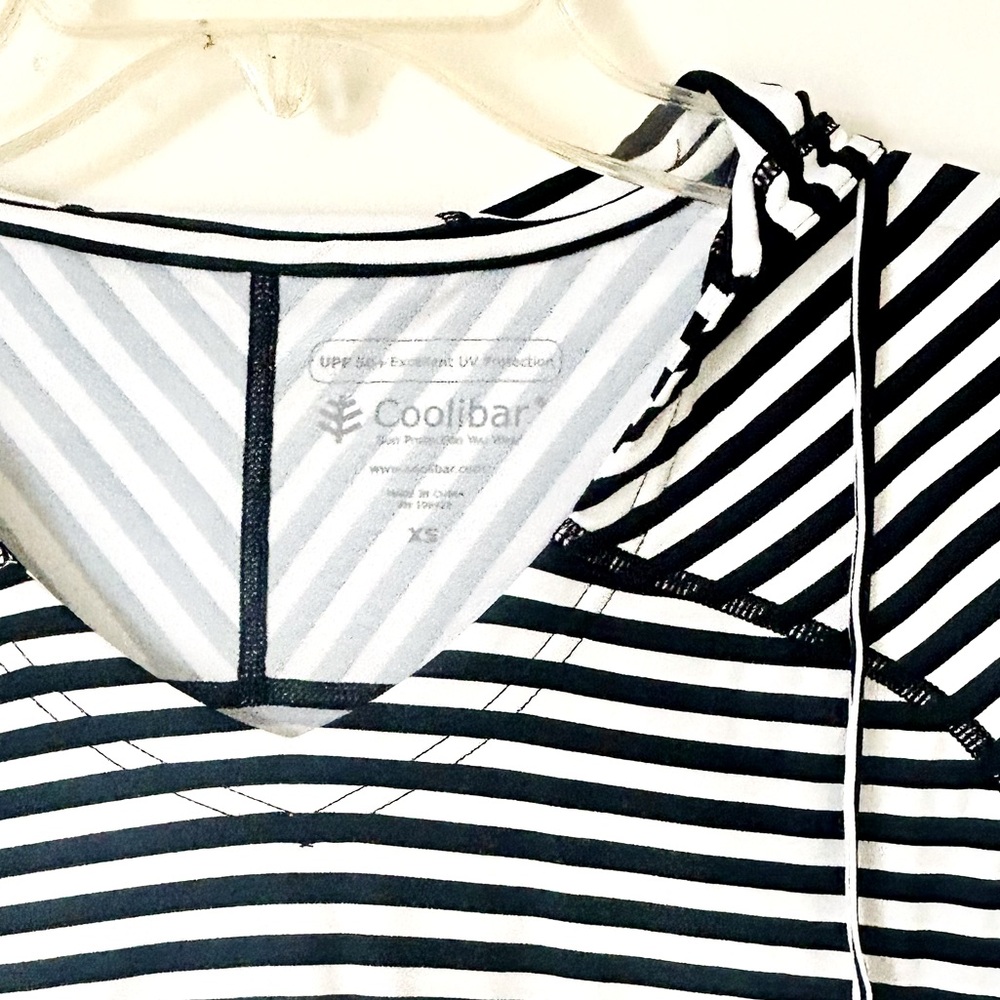 Coolibar White Black Stripe Beach Hooded Cover Up Dress XS  UPF 50+  Vac… - Picture 4 of 7